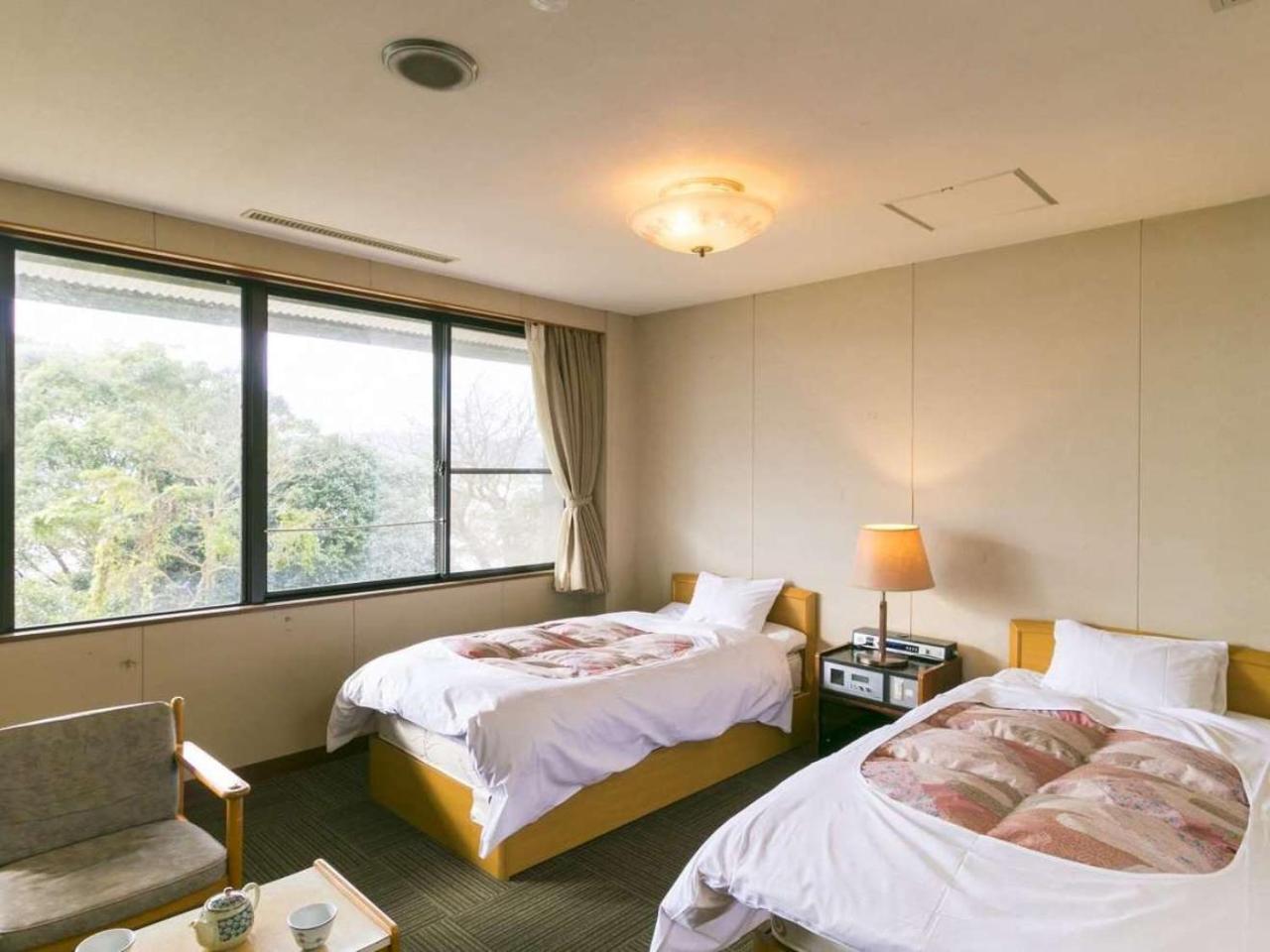 Kokuminshukusha Irohajima Hotel Карацу Екстериор снимка